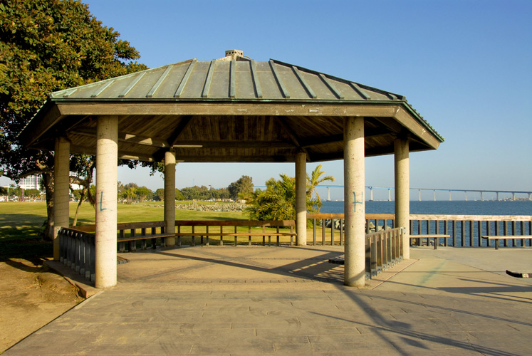 Gazebo area on Embarcadero Marina Park North